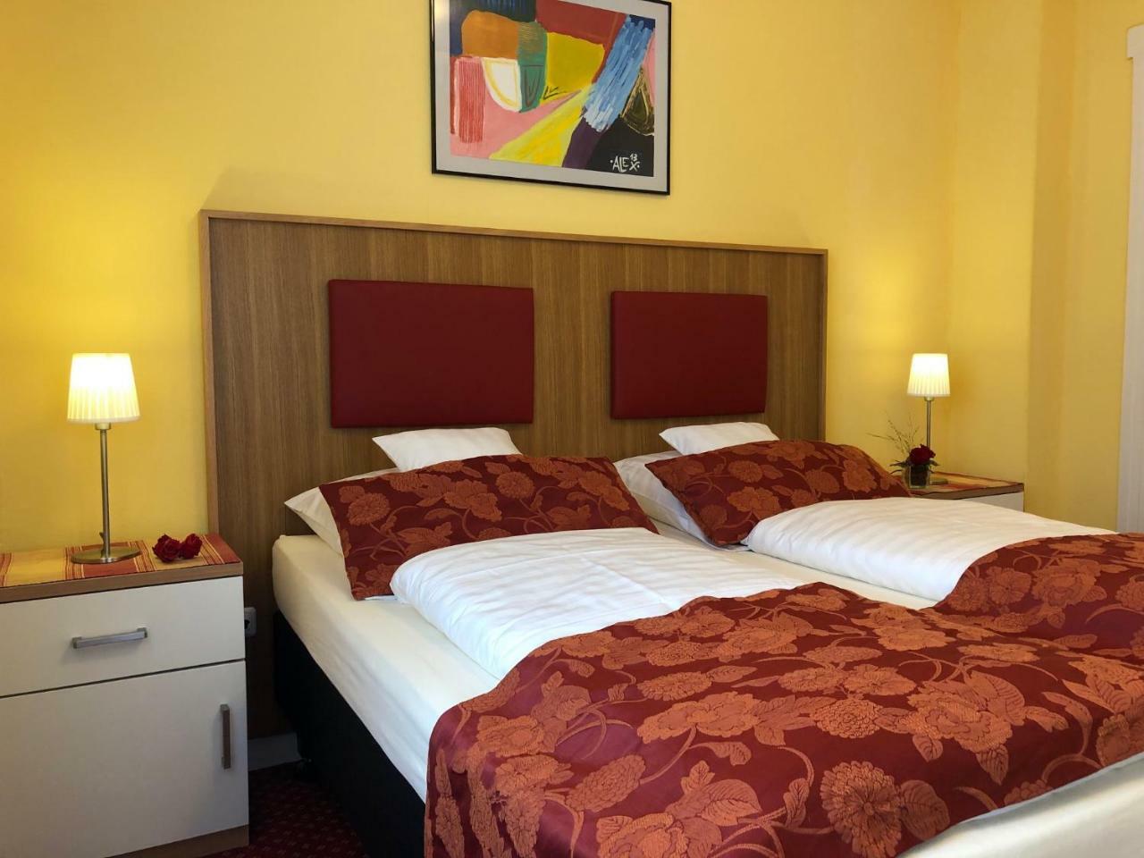 Thermen Hotel Pension Villa Holstein Bad Salzuflen Extérieur photo