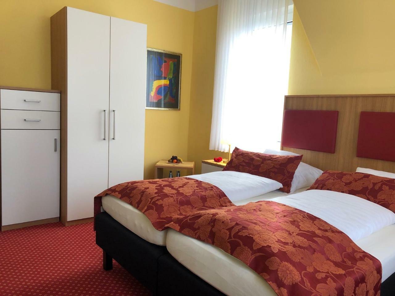 Thermen Hotel Pension Villa Holstein Bad Salzuflen Extérieur photo