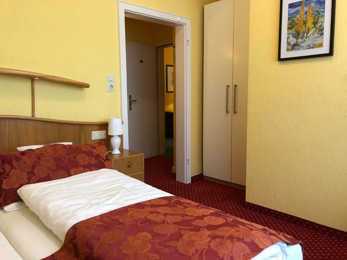 Thermen Hotel Pension Villa Holstein Bad Salzuflen Extérieur photo